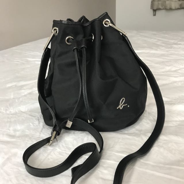 nylon bucket bag