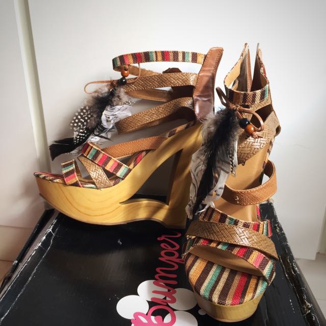 BN GoJane Wedges By Bumper Aztec With Feather Heel Wedge Women s Fashion Footwear Wedges on Carousell
