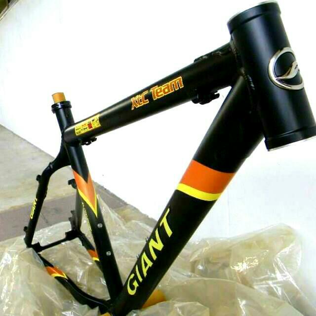 giant xtc frame size
