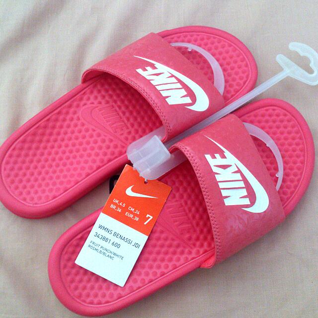 nike slides fruit