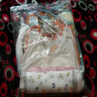 *RESERVED TILL MON MORNING*

Blessing Preloved Baby Bibs N Hand Towels