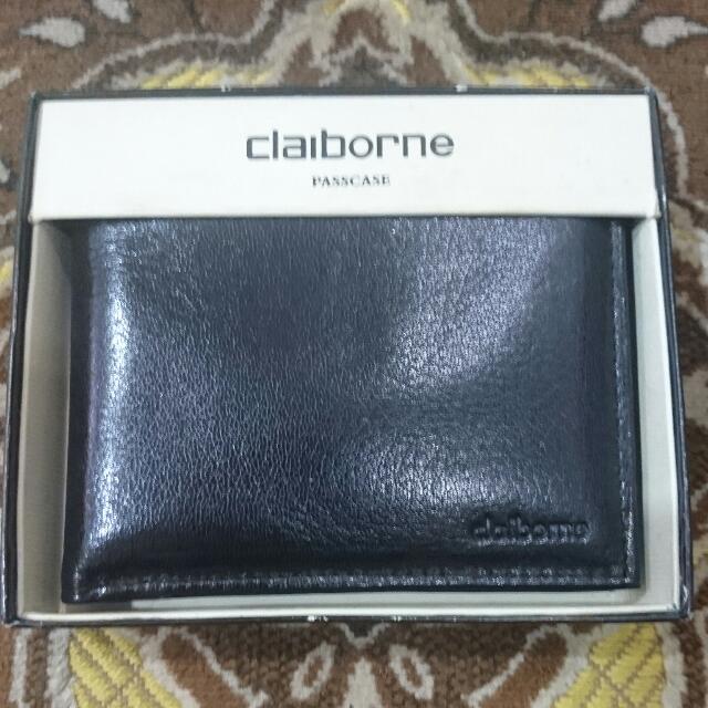 passcase wallet meaning