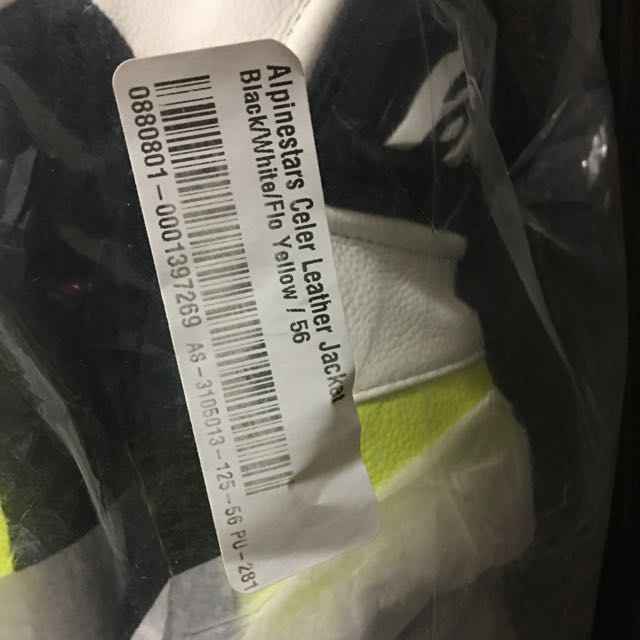 Celer jacket shop