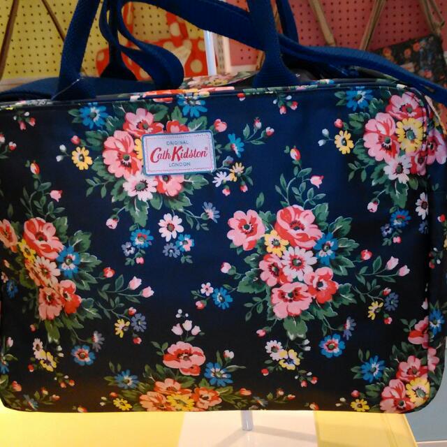 Cath Kidston Laptop Bag, Women's Fashion, Bags & Wallets, Purses & Pouches on Carousell