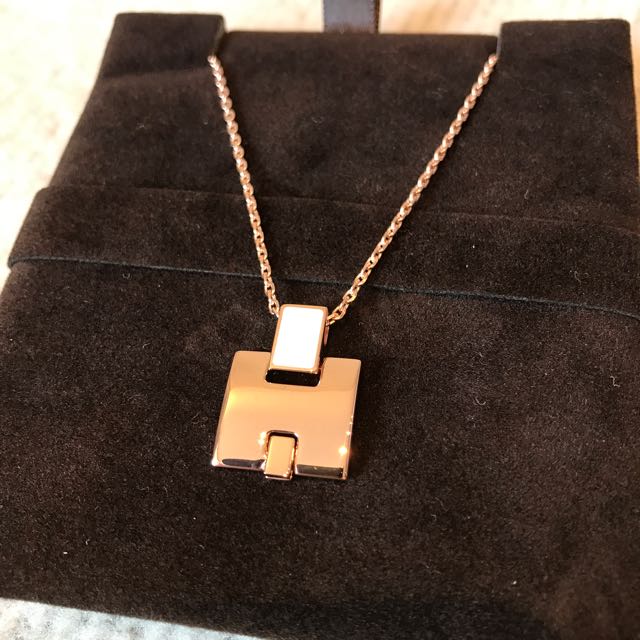 Hermes eileen pendant rose gold clearance