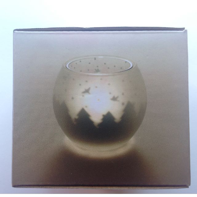 Candle holder & white candle (Category: Home Decor) located in Sydney. Submitted by bellepaix (Listing ID 73359296, Image 2). Description: .