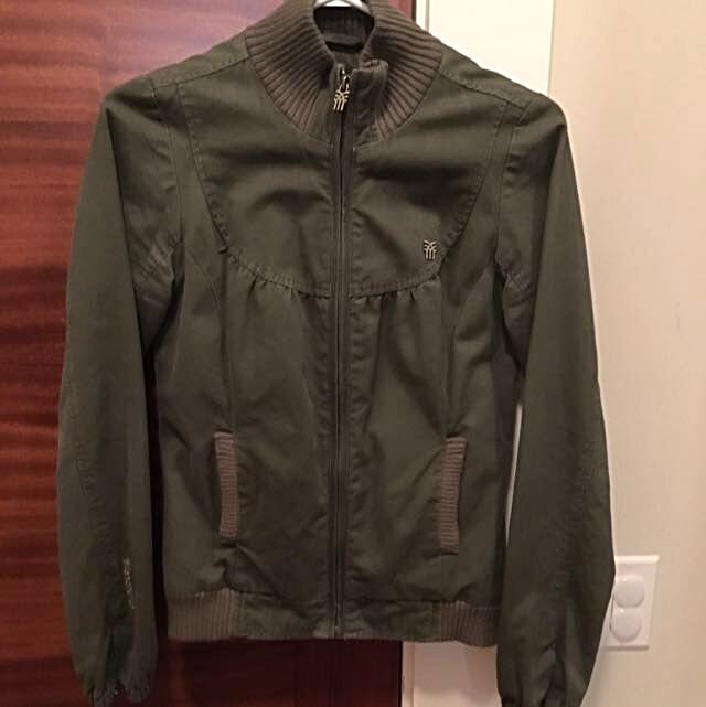 Fenchurch Jacket Women S Fashion Clothes On Carousell