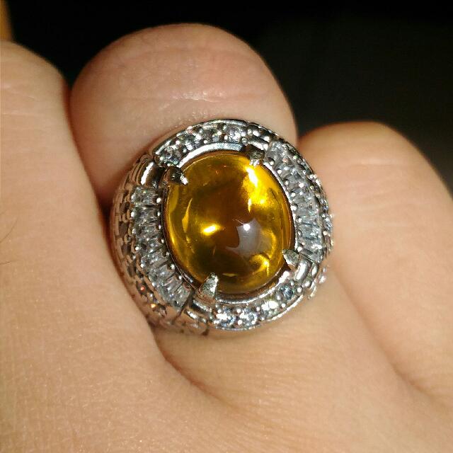 batu kecubung kuning kalimantan