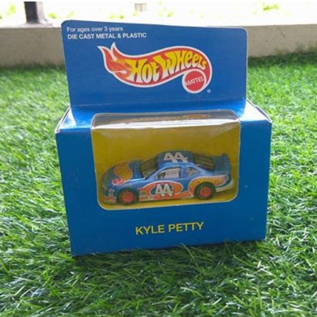 hot wheels blue box