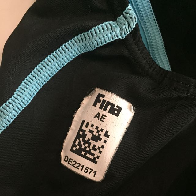 swim kneesuit