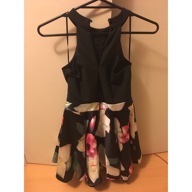 Dress (Category: Women's Fashion) located in Auckland. Submitted by yru23 (Listing ID 73458442, Image 2). Description: .