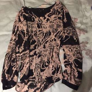 H&M 黑色雪紡上衣
