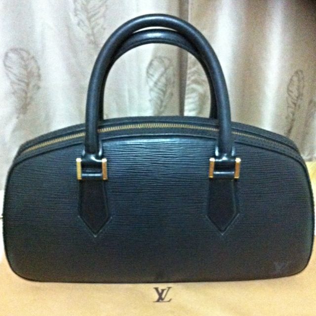 Louis Vuitton Jasmin for Less: Authentic Pre Owned Discount Handbags –  LuxeDH