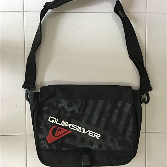 Quiksilver sling bag sale