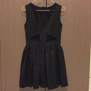 Black Sleeveless Dress