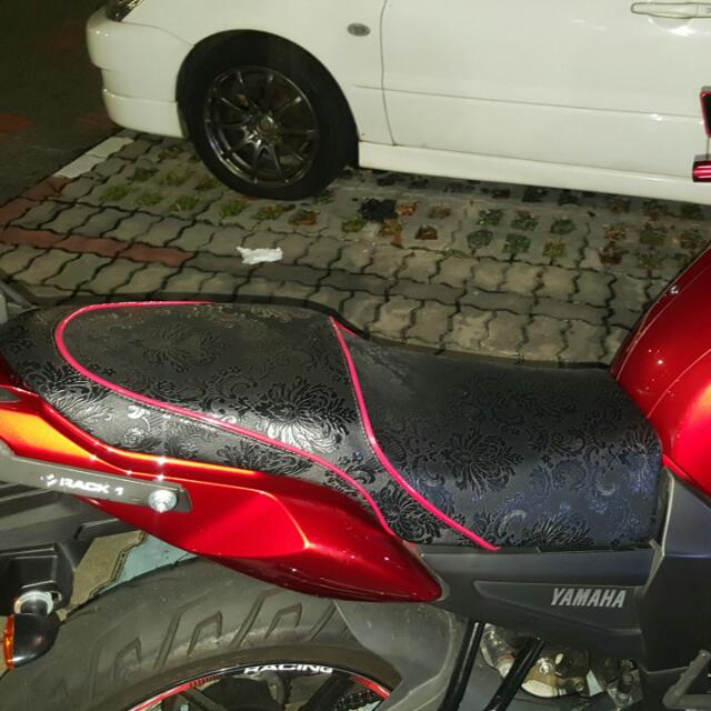 Yamaha fz16 seat cover on sale