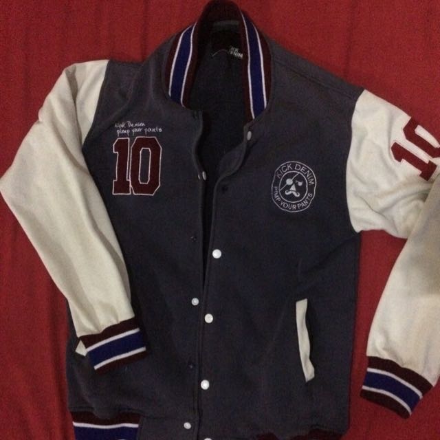 Kick Denim Jacket, Fesyen Pria, Pakaian , Baju Luaran di Carousell