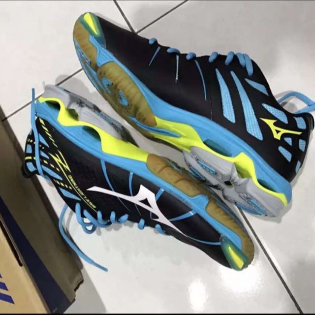 Mizuno Wave Lightning Z