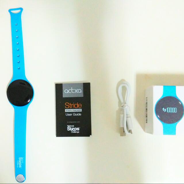 Watch + Steps Tracker Octxa Stride Bluetooth, Mobile Phones & Gadgets