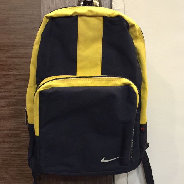 Authentic Nike Backpack (Category: Activewear) located in Singapore. Submitted by gingerrobyns (Listing ID 73857574, Image 1). Description: .