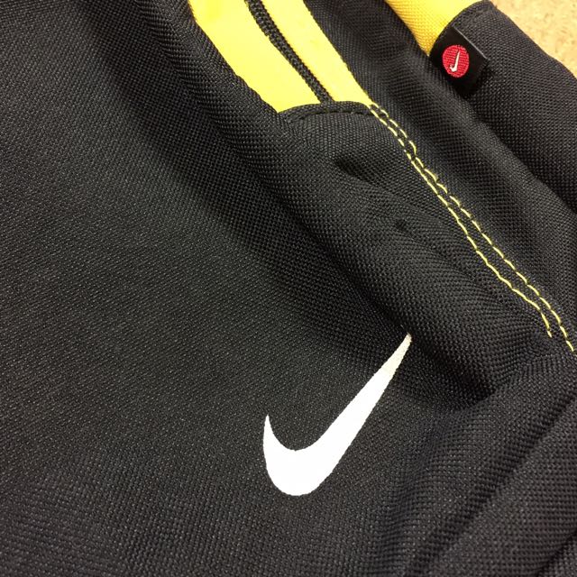 Authentic Nike Backpack (Category: Activewear) located in Singapore. Submitted by gingerrobyns (Listing ID 73857574, Image 2). Description: .