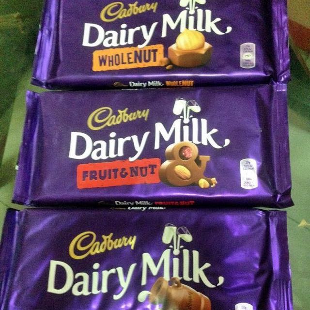 Cadbury Dairy Milk 200g (Category: Packaged & Instant Food) located in Pasig City. Submitted by everythingyoumusthave (Listing ID 73901471, Image 1). Description: .