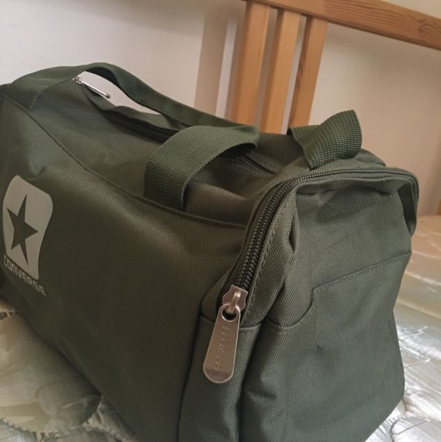 Converse mini duffle bag top