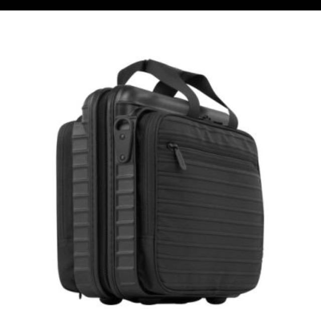 rimowa notebook case