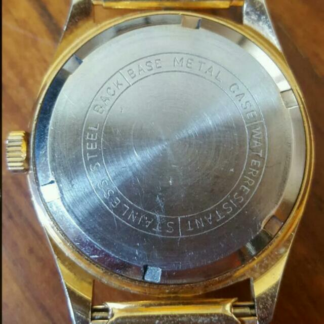 Vintage 1980s Bulova Accutime Gold Watch. Manual Winding., Men