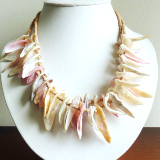 Rainbow outlet shell necklace