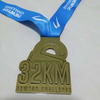 Brand New Newton Challenge 2016 32km Finisher Medal