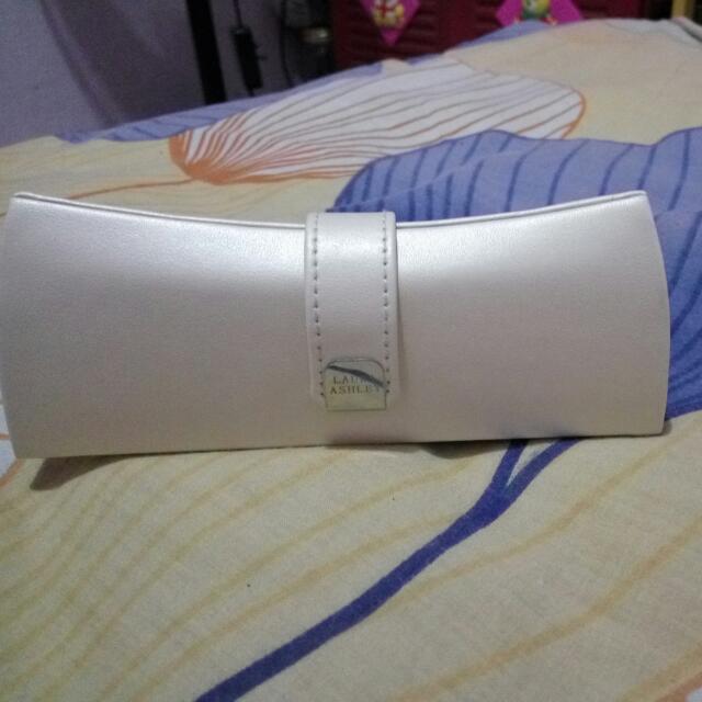 Laura Ashley Glasses Frame Fesyen Wanita Aksesoris Di Carousell
