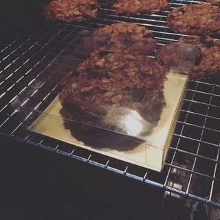Oatmeal Raisin Cookies