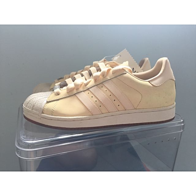 superstar 35th anniversary 2016