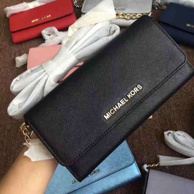 MICHAEL MICHAEL KORS JET SET TRAVEL SAFFIANO LEATHER CHAIN WALLET
