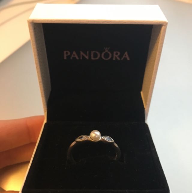 Pandora ring (Category: Women's Fashion) located in Auckland. Submitted by yru23 (Listing ID 74101457, Image 1). Description: .