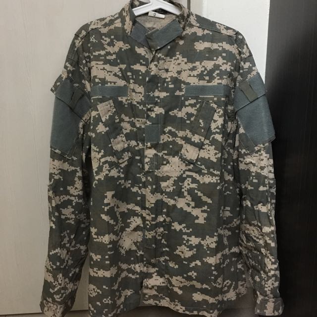 Pixelated army uniform (ACU), Men's Fashion, Tops & Sets, Formal Shirts on Carousell