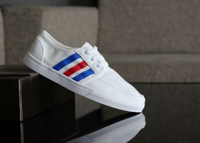 Sepatu Pria Adidas Zapato Putih List Biru Merah Made In Vietnam Olshop Fashion Olshop Pria Di Carousell