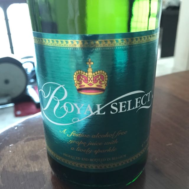 Sparkling grape juice Royal Select, Food & Drinks, Alcoholic