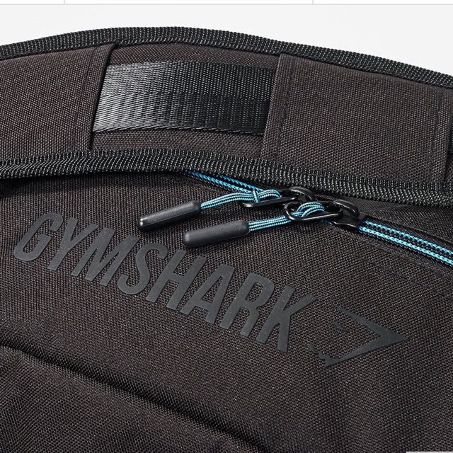 Gymshark Element Holdall Duffel Bag, Women's Fashion, Bags & Wallets