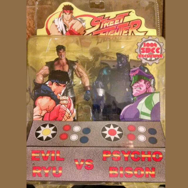 【激レア】Evil Ryu & Psycho Bison ストリートファイター 激レア】Evil Ryu & Psycho Bison ストリートファイター Street