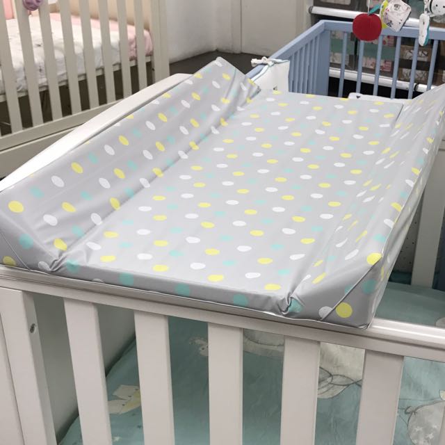 universal cot changer