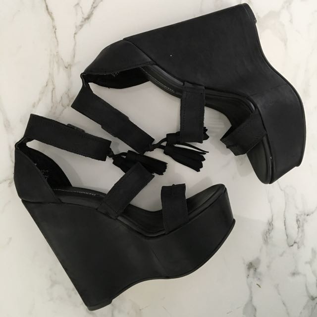 windsor smith wedges