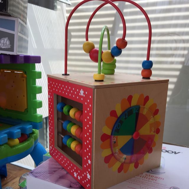 hape discovery box
