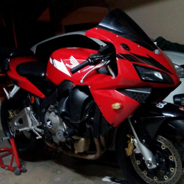 Honda Cbr600 Ready Malaysia Motorbikes On Carousell