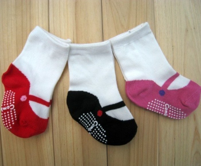 Kaos Kaki Gambar Sepatu Lucu Dg Anti Slip Acg020 Bayi Anak Baju Bayi Di Carousell