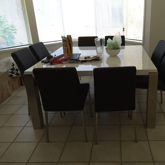 Modern Polyurethane White Square Dining Room Table With 8 Black