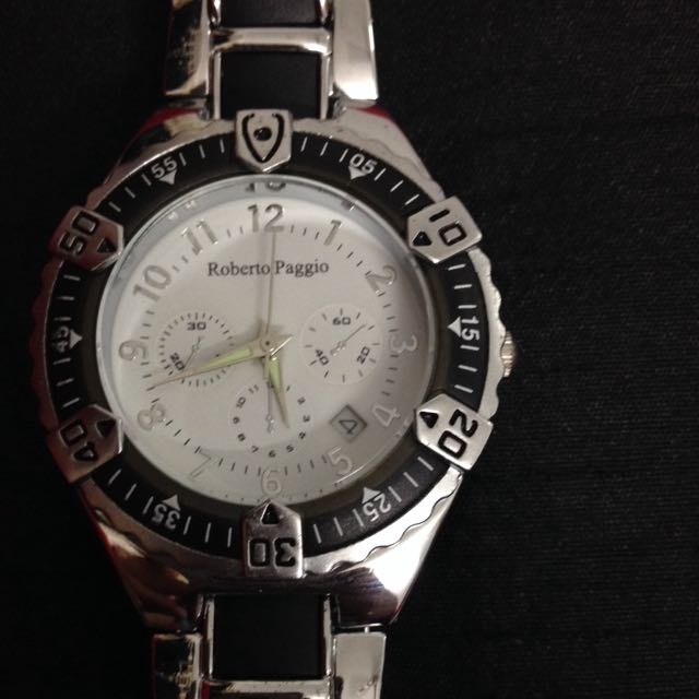 Roberto Paggio his watch, Men's Fashion, Watches & Accessories, Watches ...