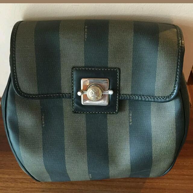 fendi vintage sling bag