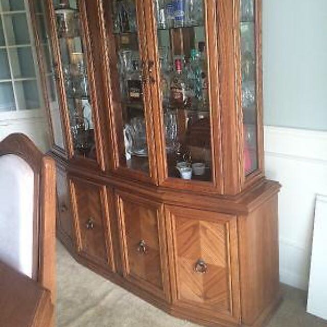 Arcese brothers china cabinet top